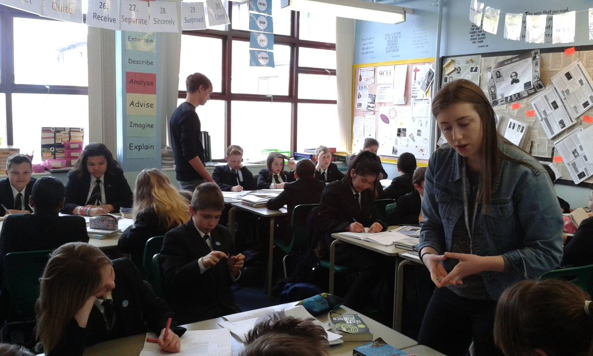 Image of English Sixth Formers Share Their Skills!